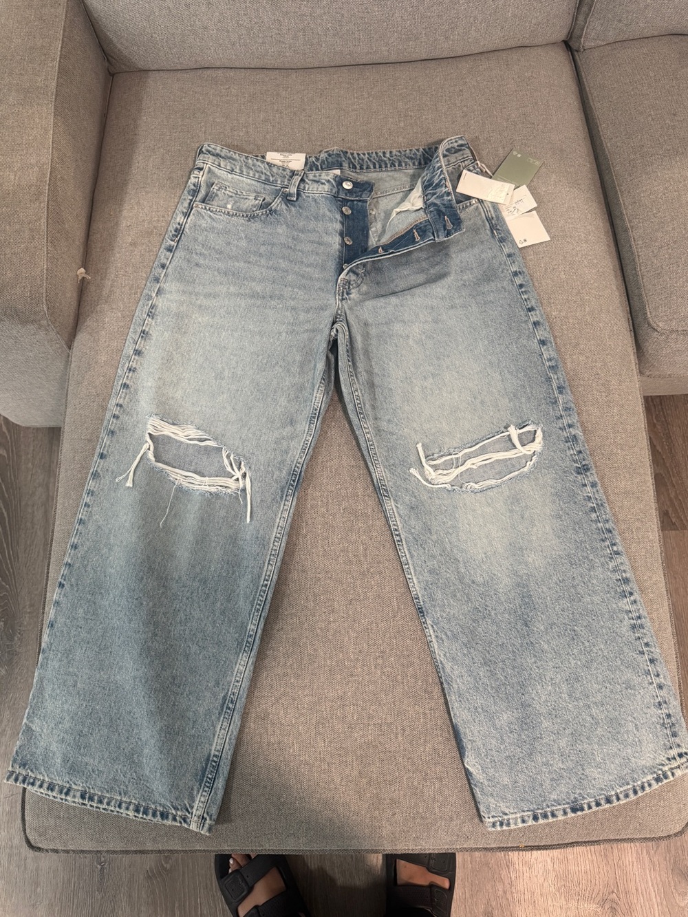 H&M Light Blue Relaxed Ripped Jeans
